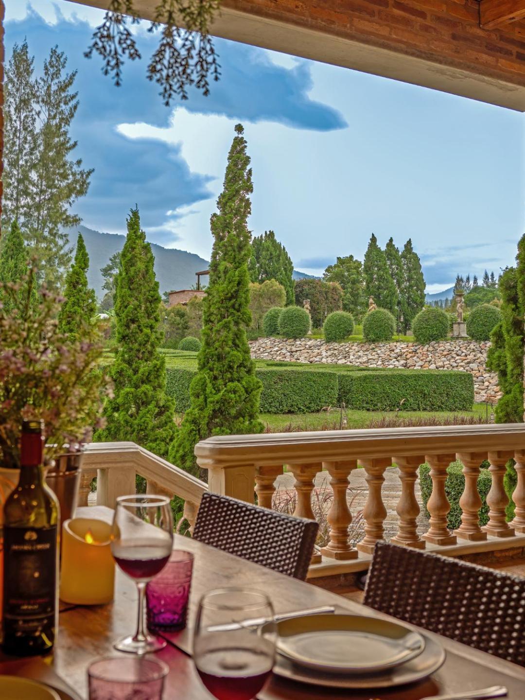 La Toscana Suan Phueng Zewnętrze zdjęcie